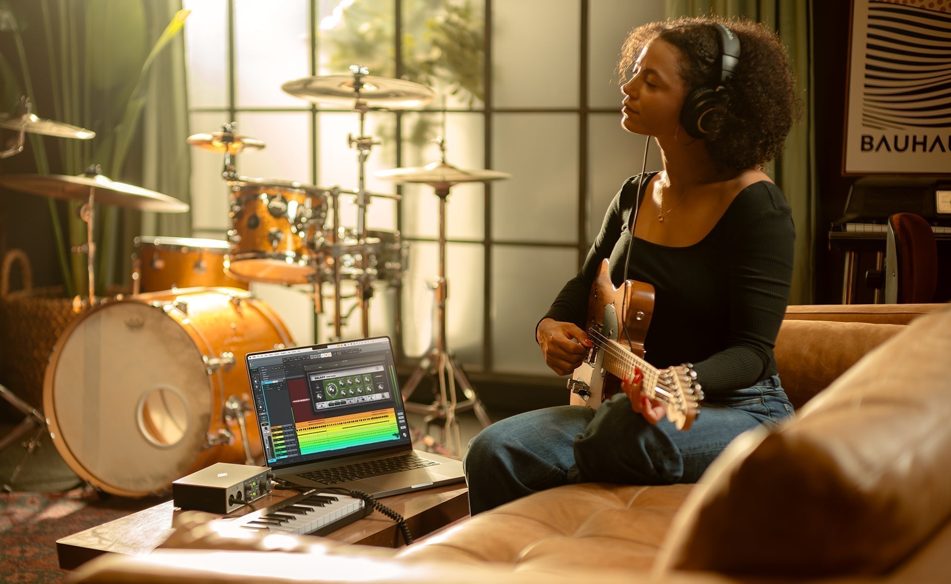 Hey LUNA… Start recording.” – Universal Audio