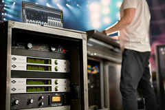 universal-audio-apollo-x16d-