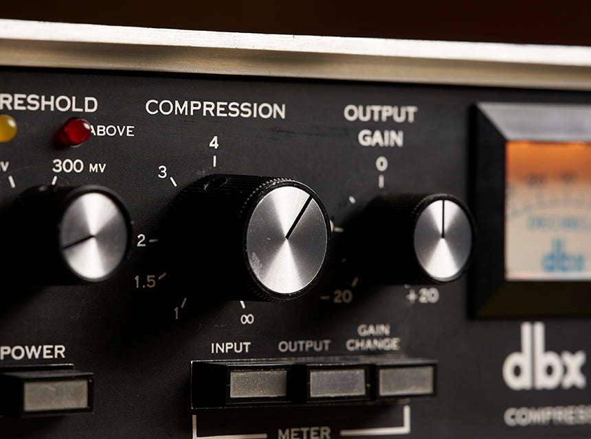 UAD dbx 160 VCAコンプらしい低域のまとまりと押し出し
